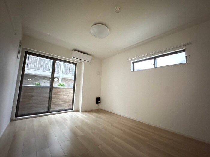 居室 グランエスト横浜A