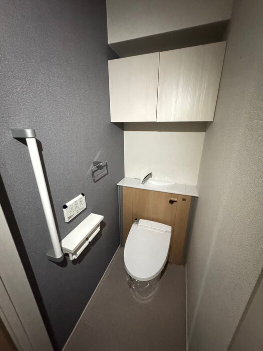 トイレ グランエスト横浜A