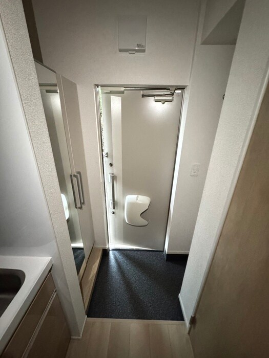 玄関 グランエスト横浜A