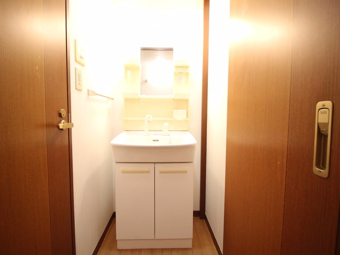 洗面 エクレ－ル新川崎