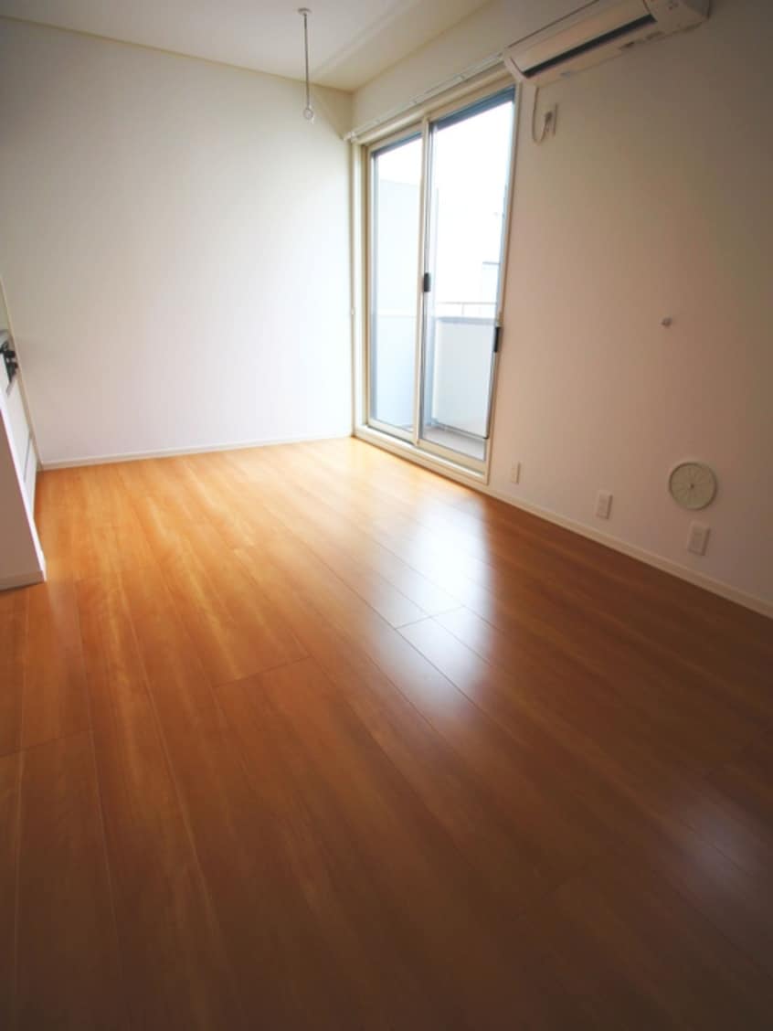 居室 ル－ミ－元町