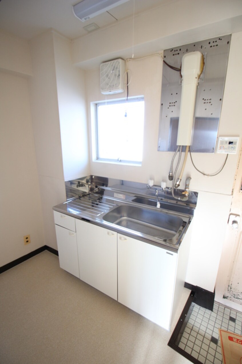キッチン 佐藤ビル