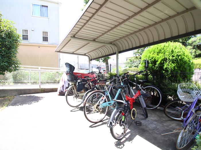 駐輪場 グランドヒル高橋