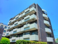 ラ　フォンテ-ヌ