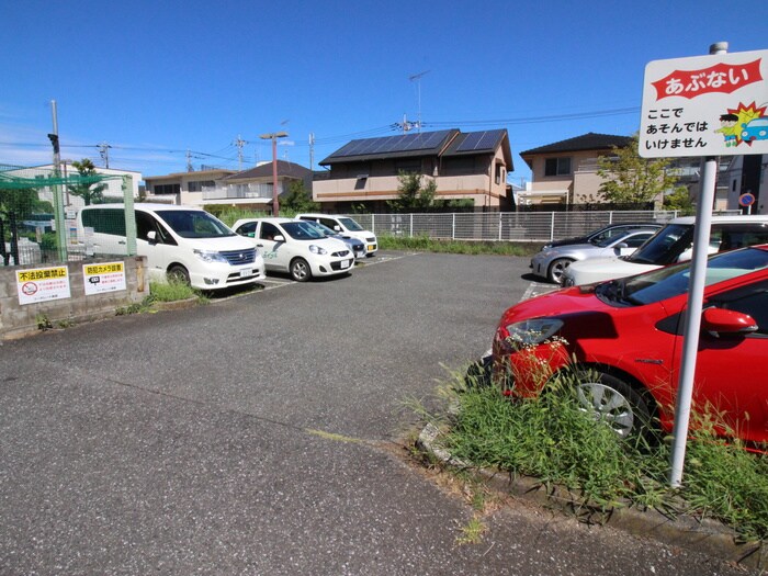 駐車場 コ－ポレ－ト美原１号棟