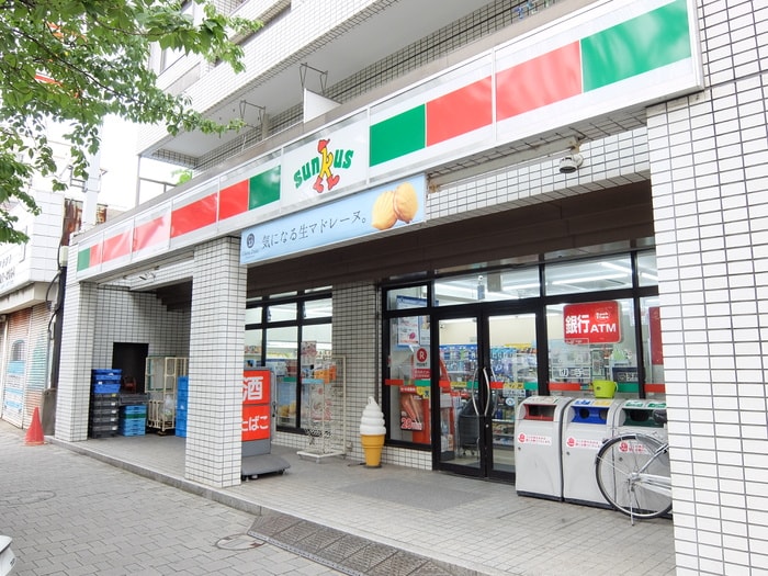 サンクス桜新町店(コンビニ)まで219m 小崎アパ－ト５号棟
