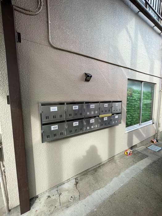 エントランス部分 秋津マンション