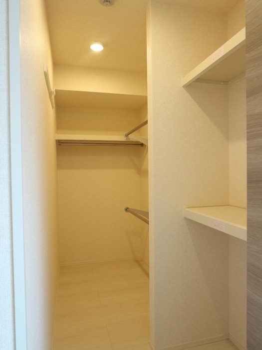 収納 クレシェンテ