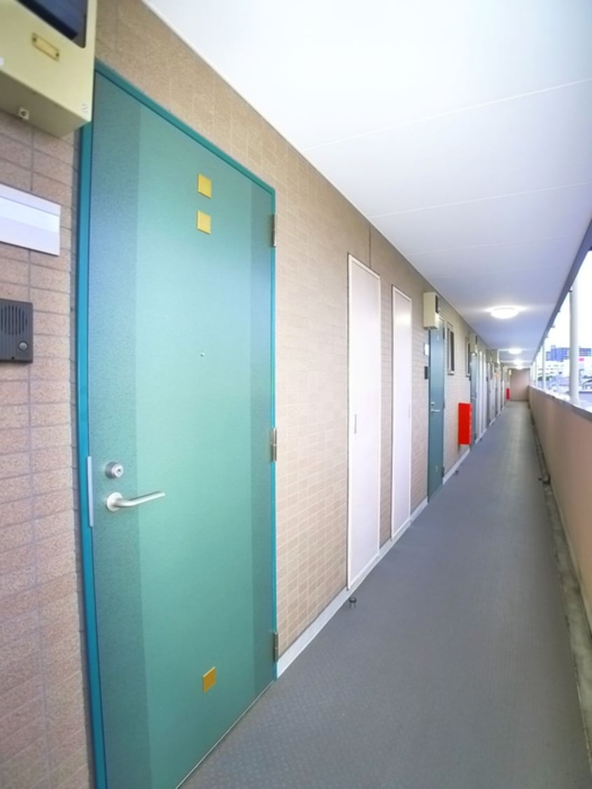 エントランス部分 ティアラ緑が丘Ⅱ