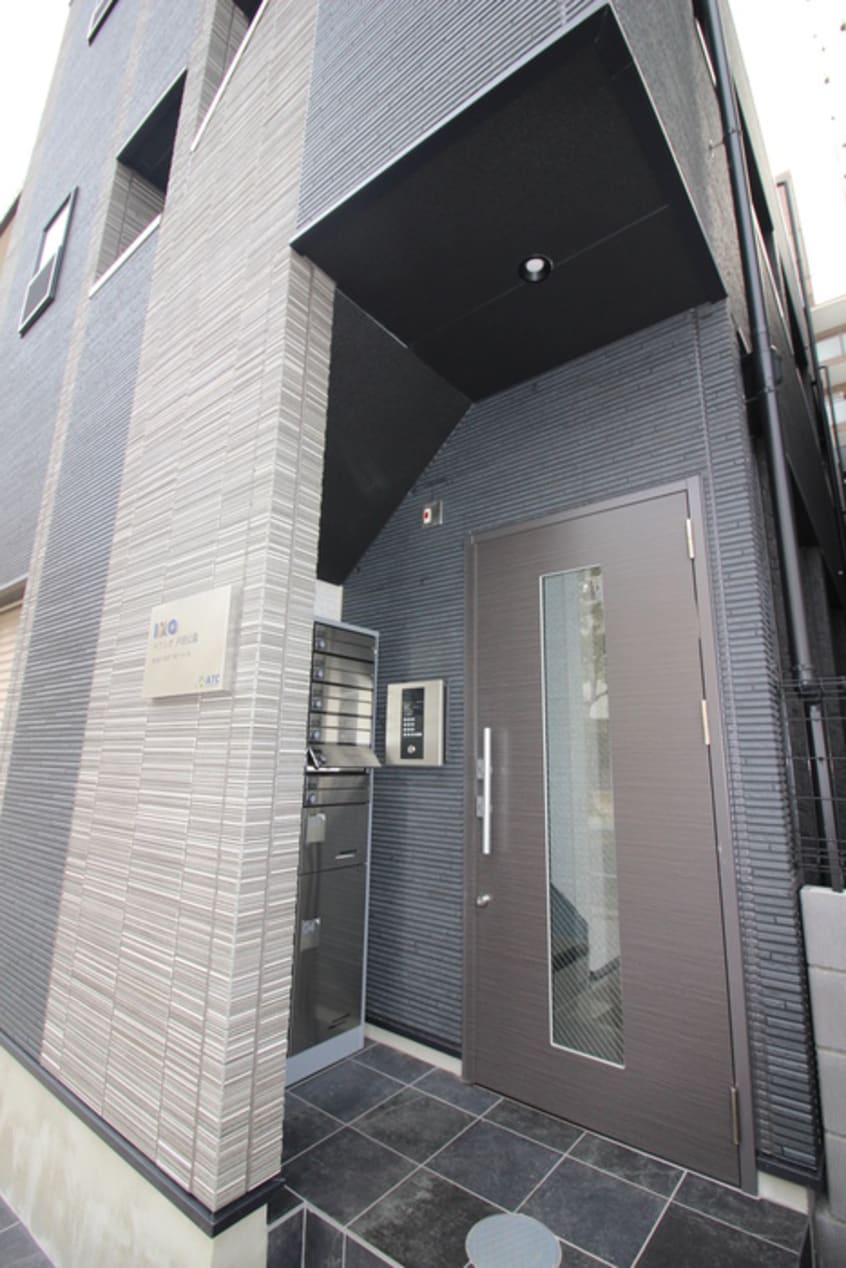 エントランス部分 ＩＸＯ戸田公園