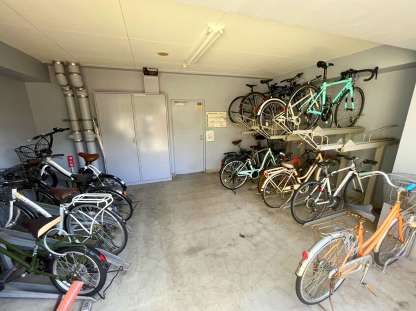 駐輪場 アリーチェ中落合