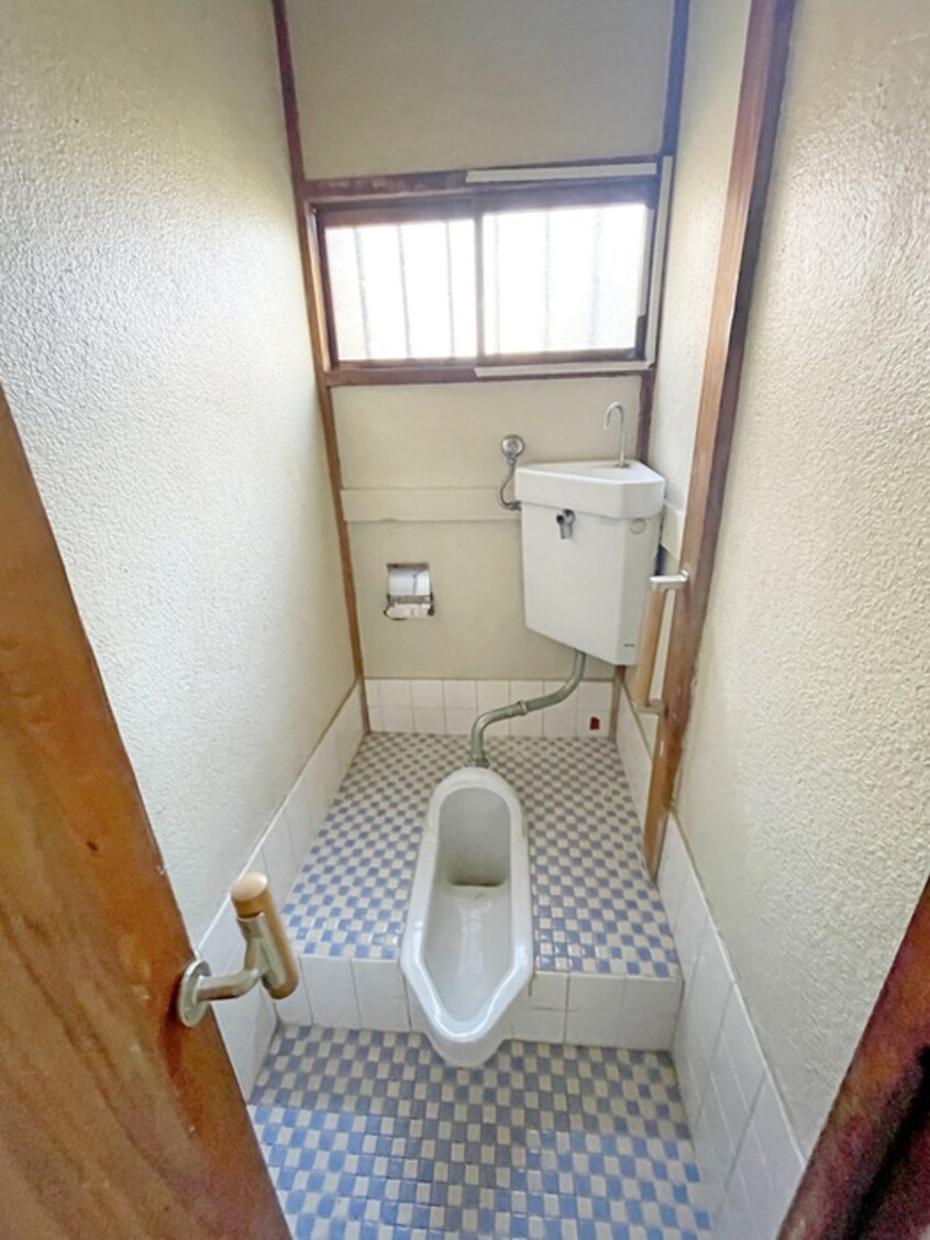 トイレ 新井荘