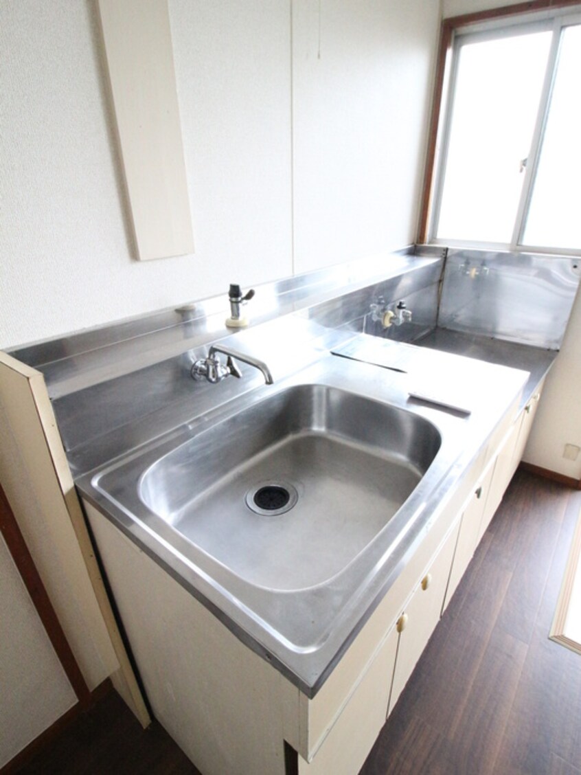 キッチン 庭司苑壱番館