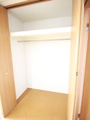 収納 クロ－バ－ハイツⅡ