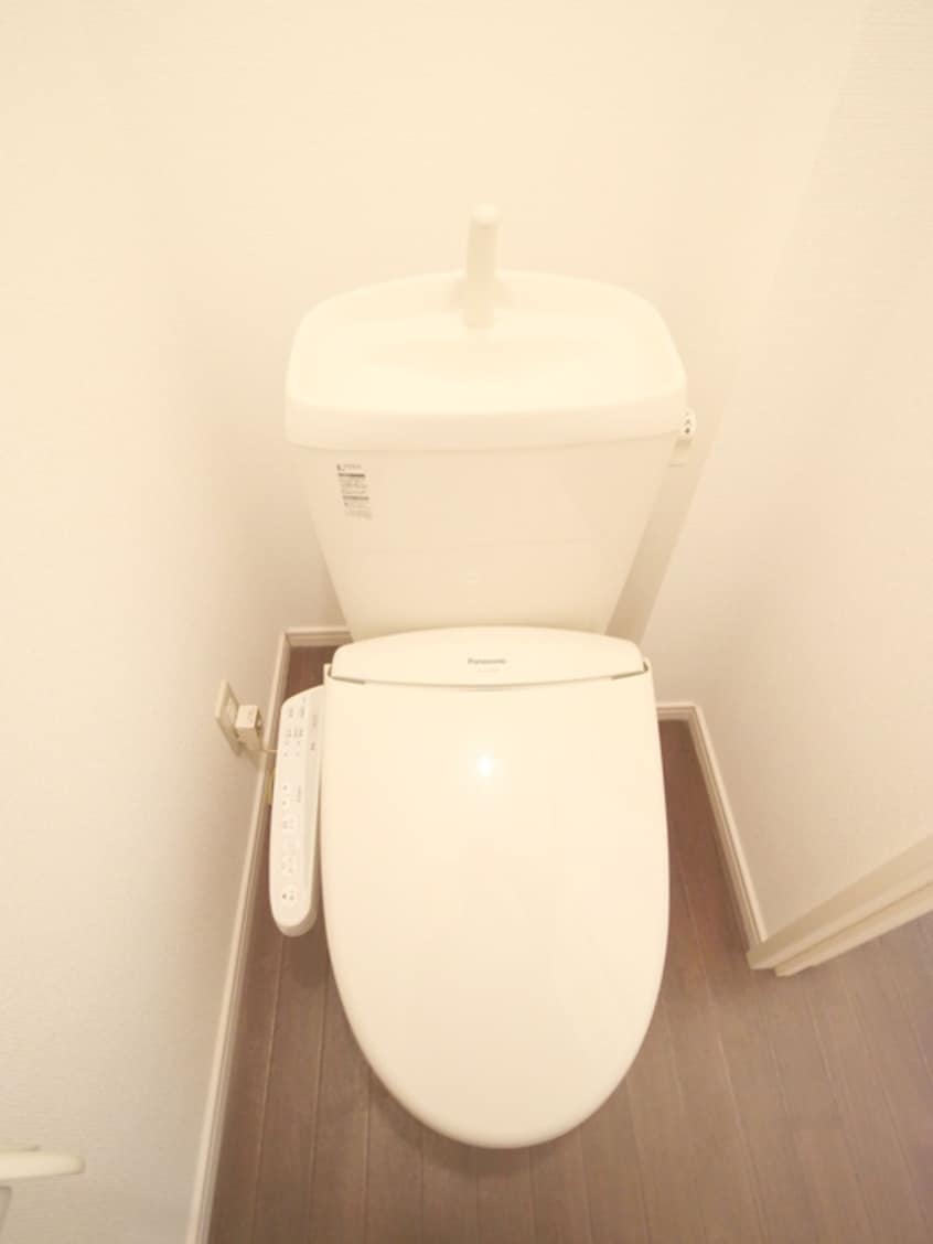 トイレ エルメゾン幸町