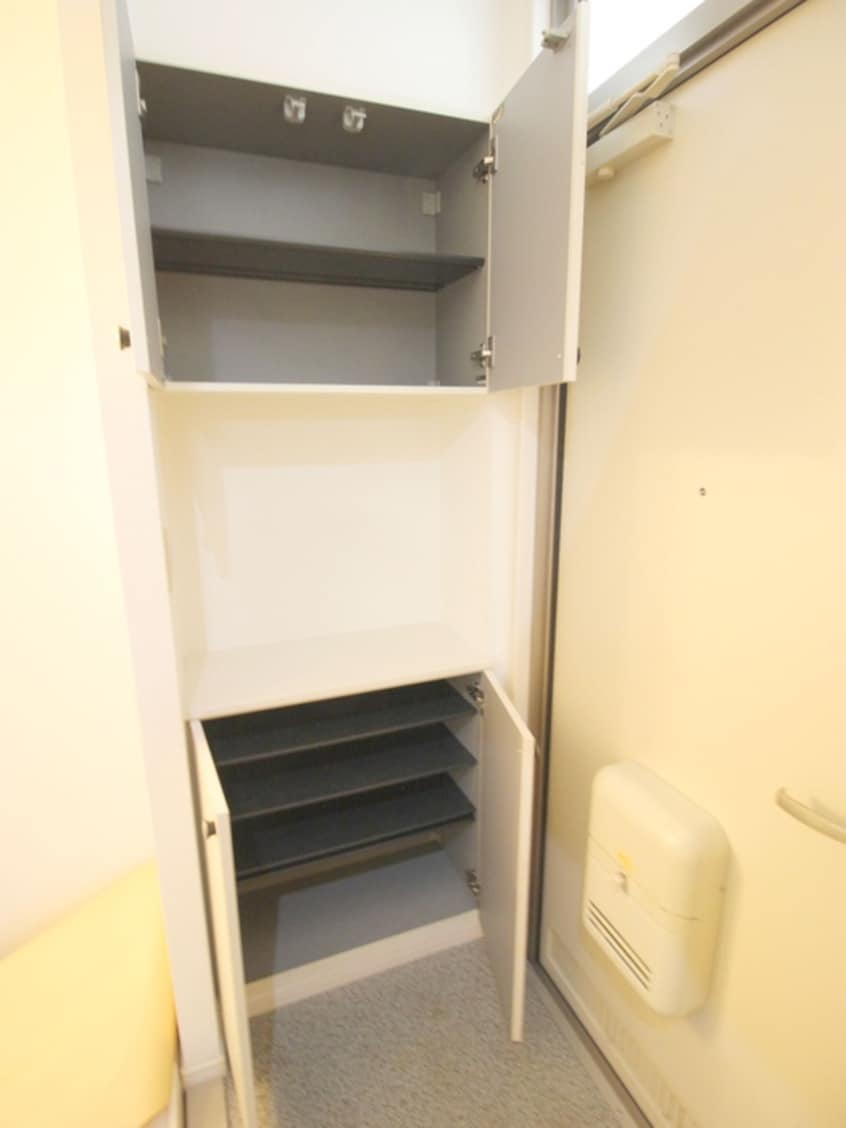 靴箱 エルメゾン幸町