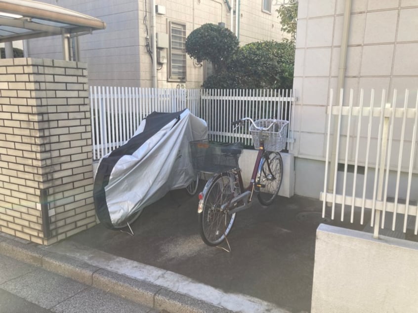駐輪場 メゾン・エスポワ－ル