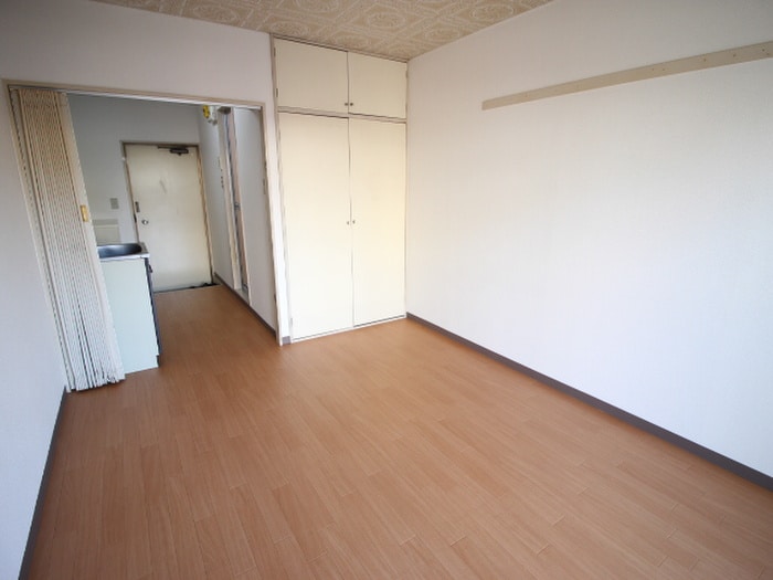 居室 メゾンリバーサイド