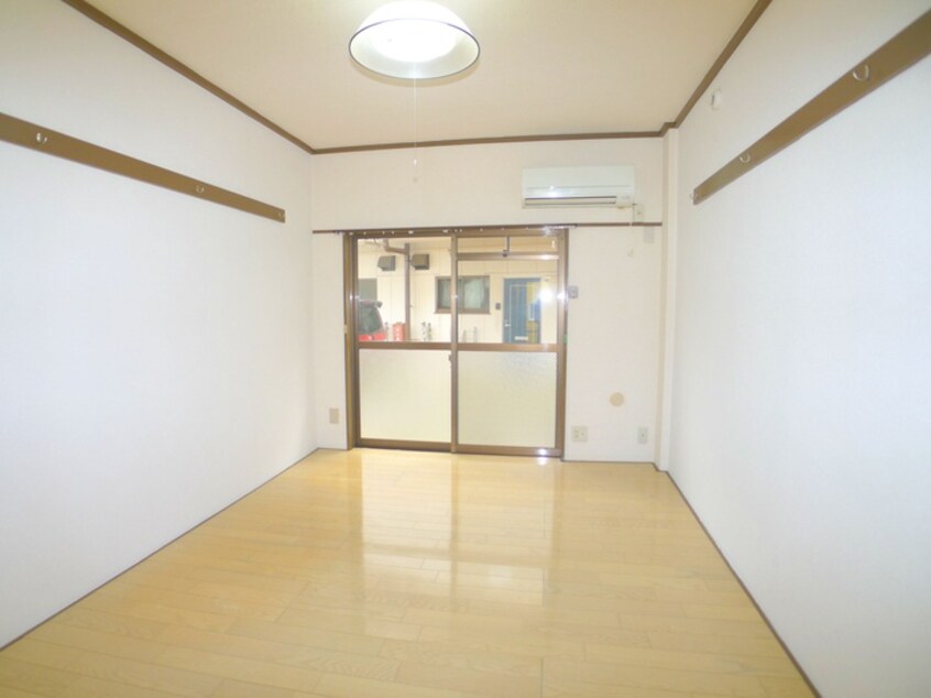 居室 メゾンオ－キスA