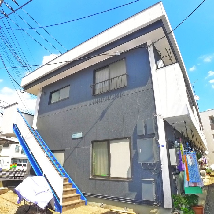 エントランス部分 メゾンオ－キスA