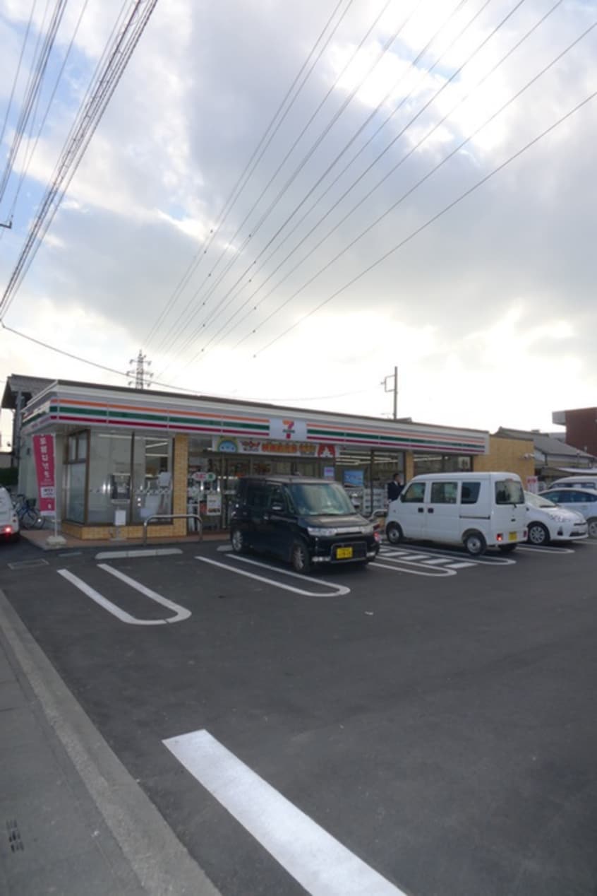 セブンイレブン(コンビニ)まで350m グランローズ