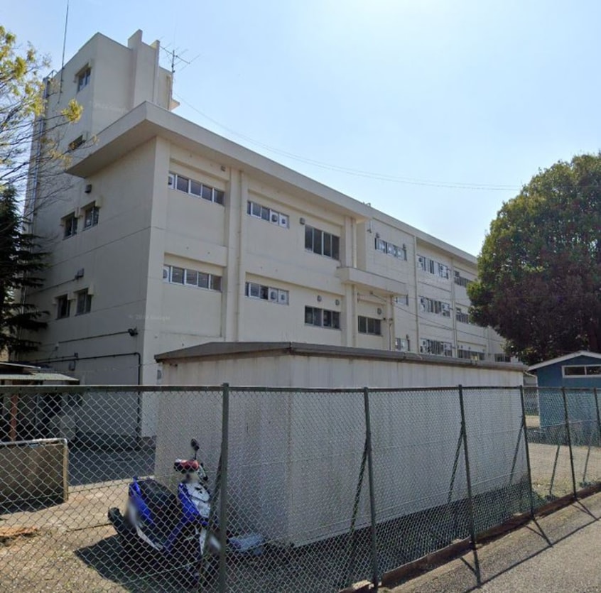 町田市立南中学校(中学校/中等教育学校)まで550m メゾンドール・Ｔ