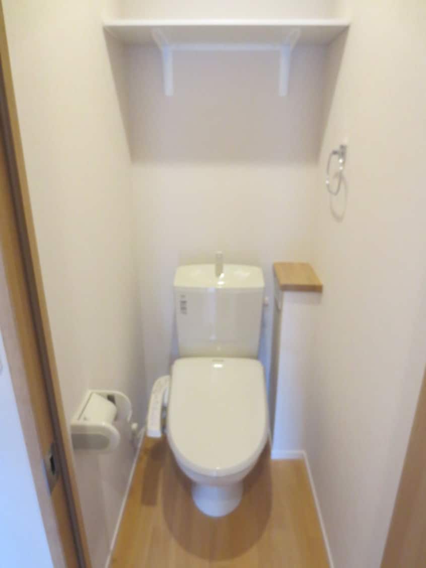 トイレ MIWA－FICASA