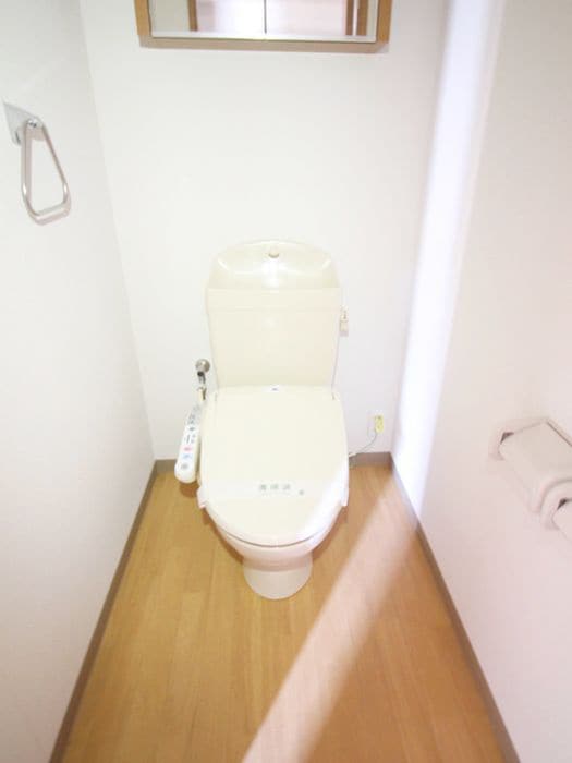 トイレ Ｅｓｐｏｉｒ　ｈｉｌｌｓ