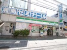 ファミリーマート 横浜富岡西7丁目店(コンビニ)まで400m クリエ－ルＳａｎｏＮｏ．１