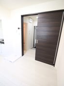 キッチン ヒルズ三ッ沢下町　B棟