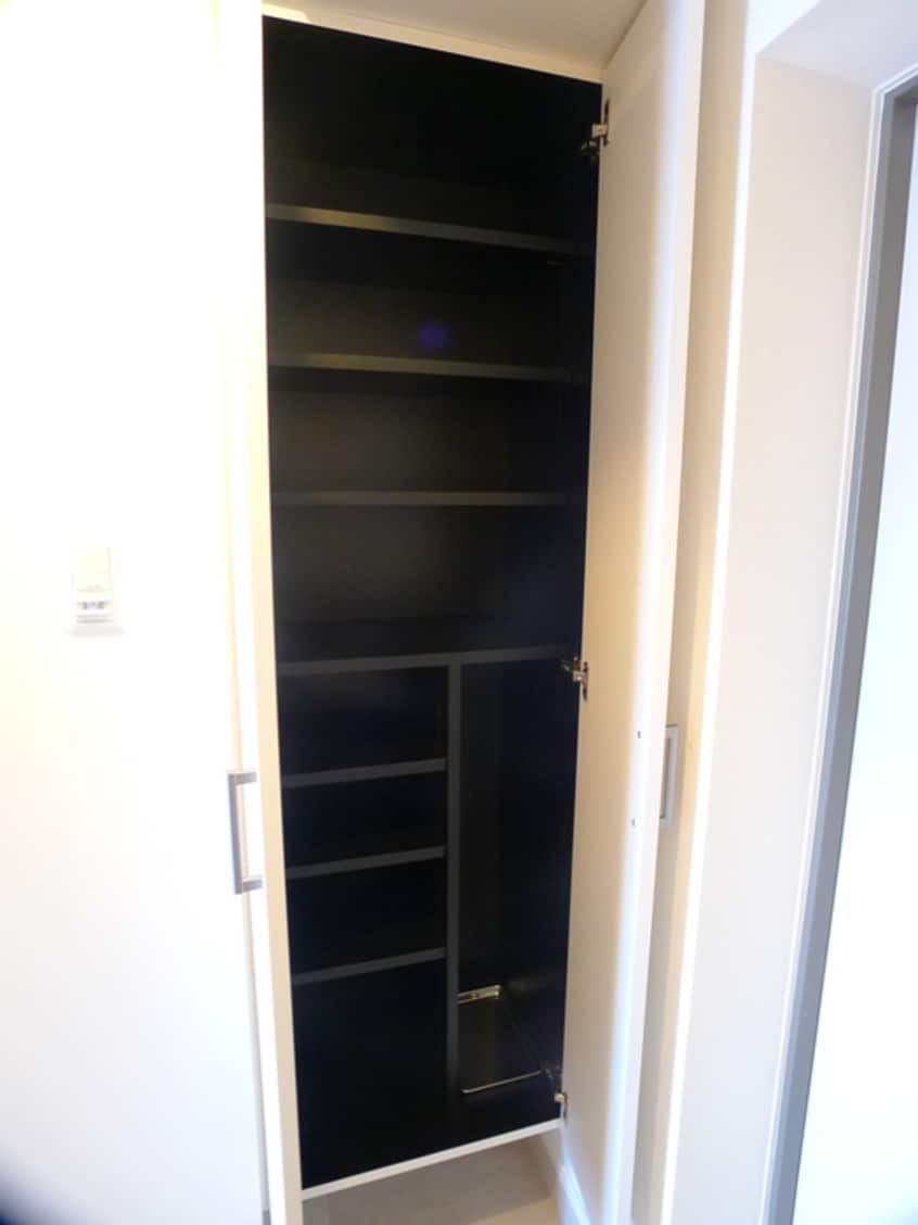 靴箱 メゾンピオニー東向島