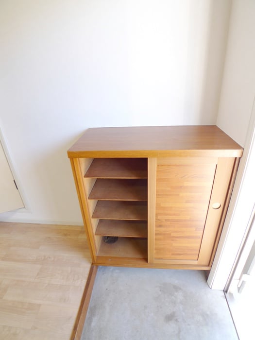 玄関 フラワ－ハイツ