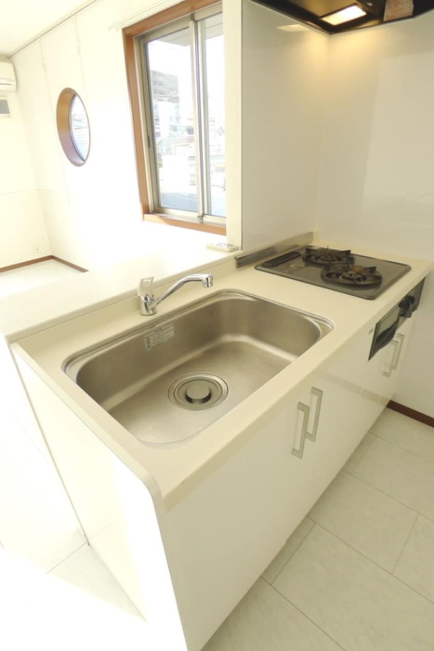 キッチン パレ　ロワイヤル　デ　メール