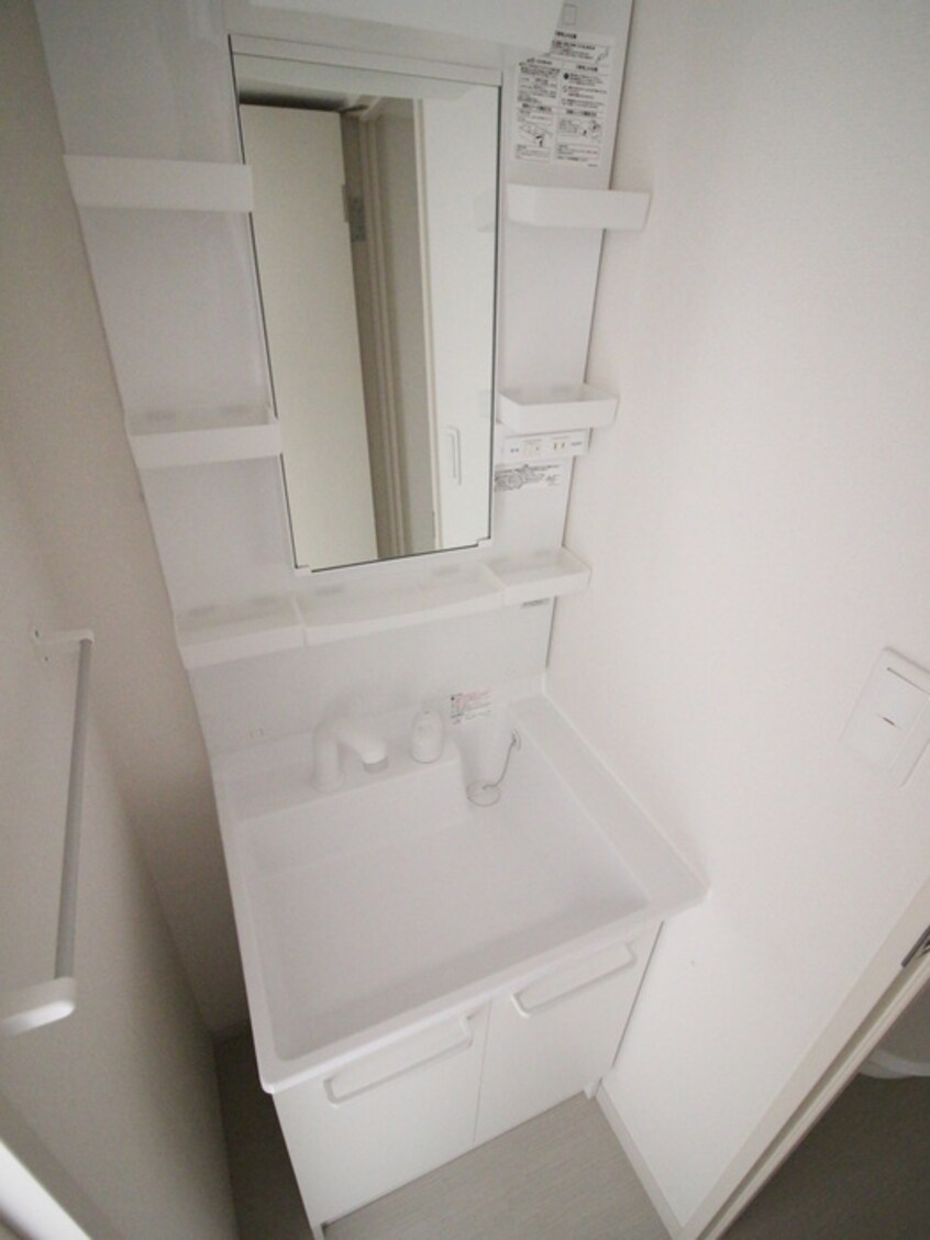 洗面 リブリ・渡田向町