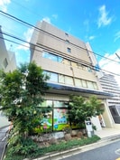 朝日ビルの外観