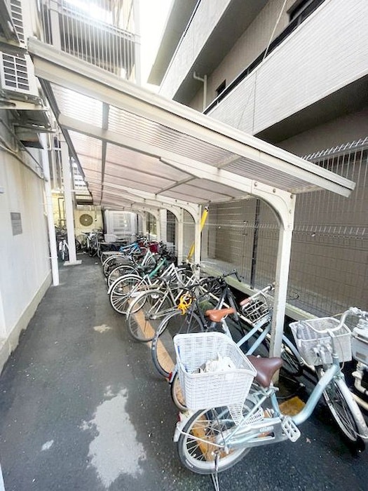 駐輪場 朝日ビル