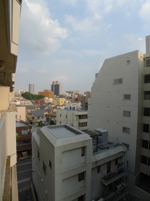 室内からの展望 朝日ビル