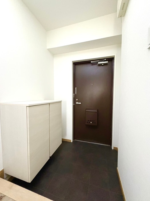 玄関 ロイヤルテラス夏目坂