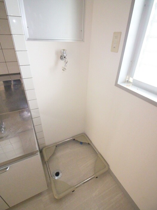 洗濯機置場 インペリアルハイツ