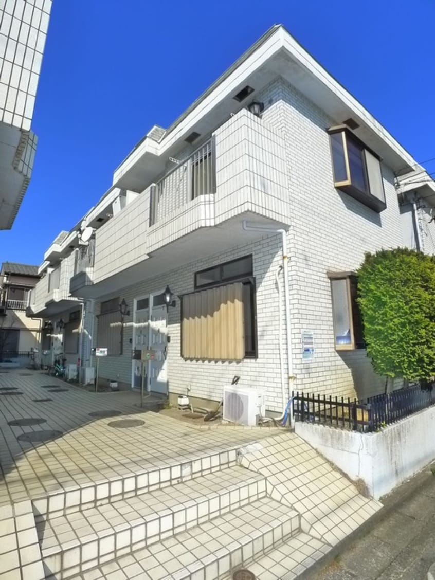 エントランス部分 ローズガーデンS31