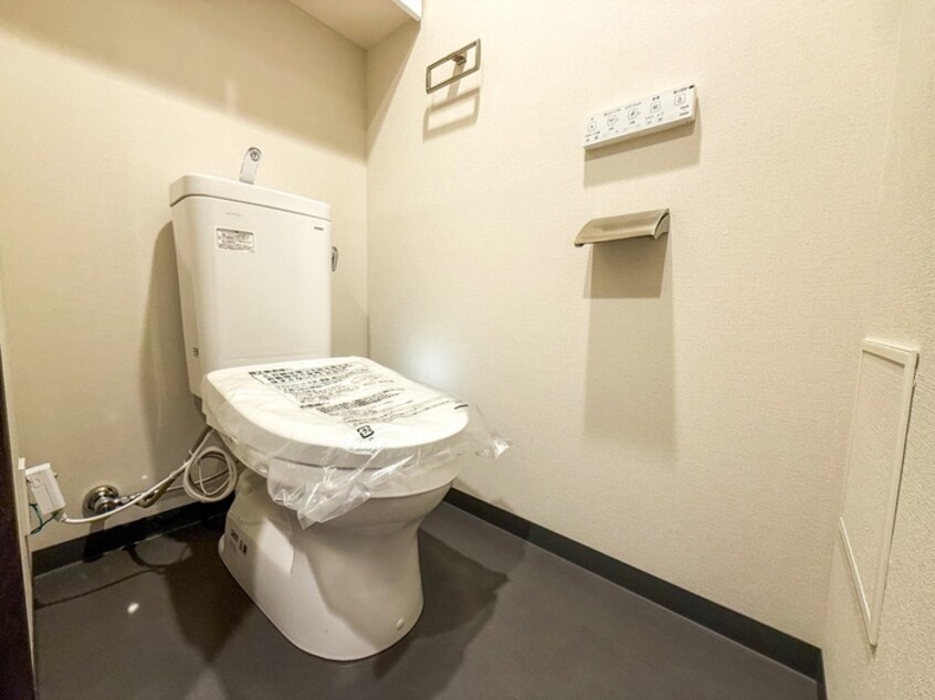 トイレ サンクレイドル西日暮里Ⅲ(503)