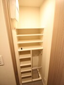 靴箱 ザ・パークハビオ目白タワー