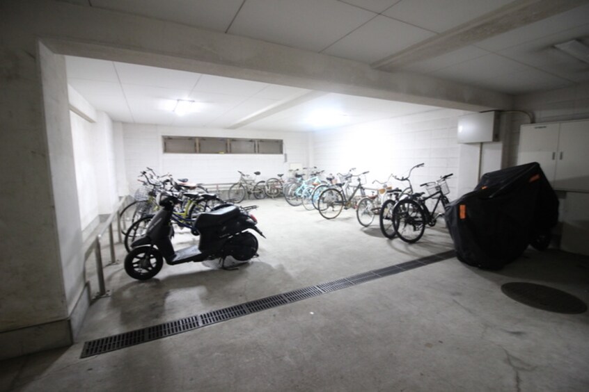 駐輪場 ベルメゾン町田