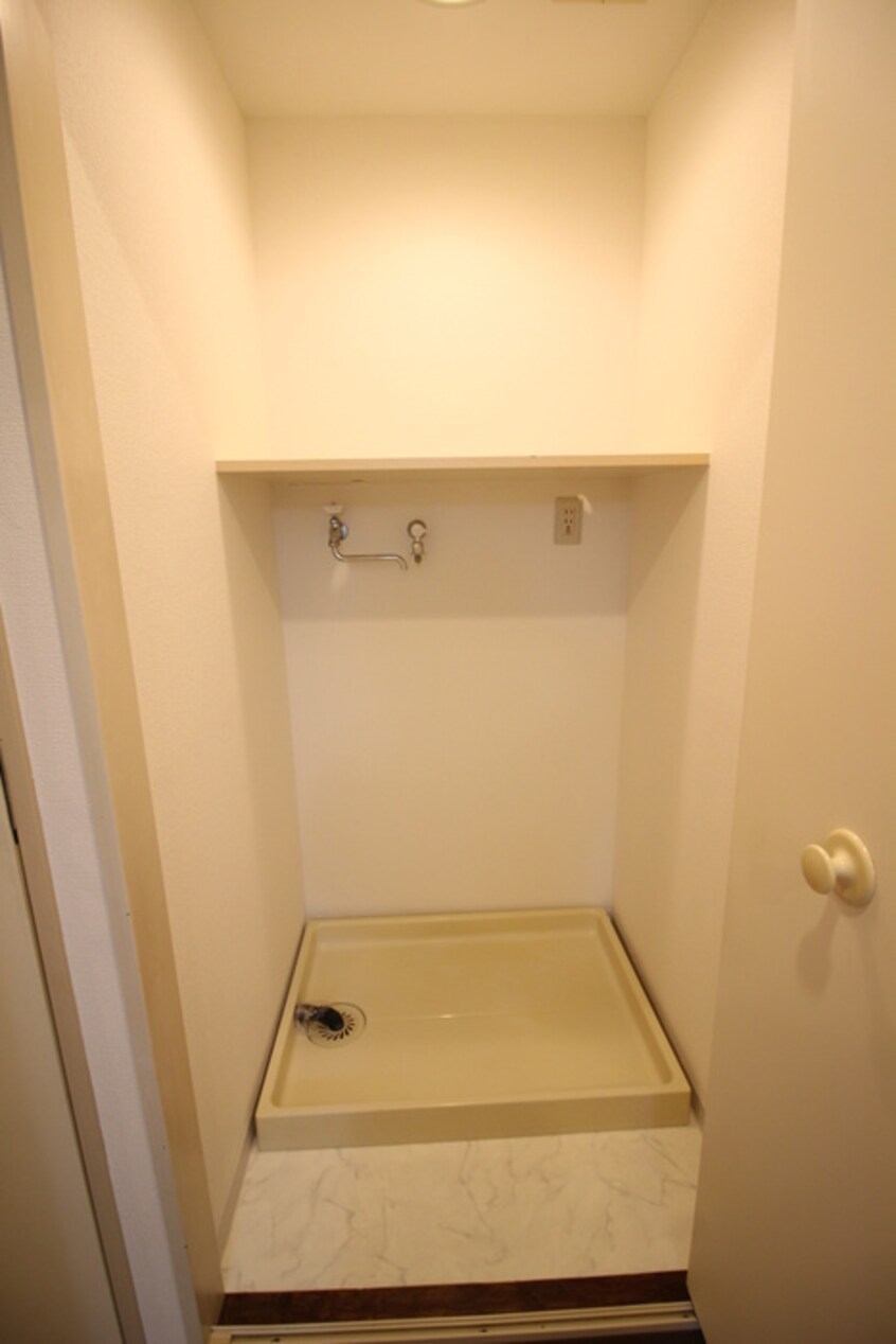 洗濯機置場 ベルメゾン町田