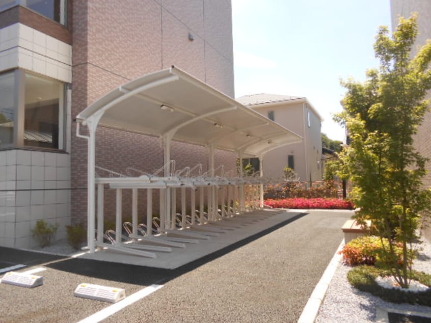 駐輪場 ユニコーン