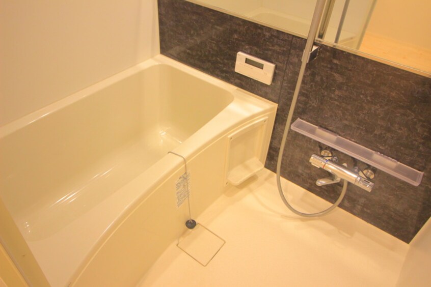 バス／シャワールーム等 feel CnB