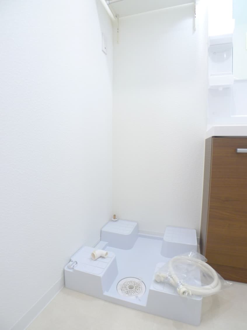 洗濯機置場 ＡＺＥＳＴ柴又