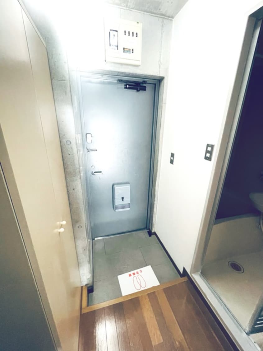 玄関 パル　ナカムラ