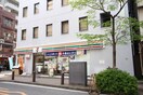 セブンイレブン芝二丁目店(コンビニ)まで85m 滝澤ビル