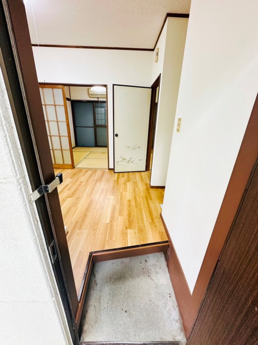 玄関 コーポサングリーン